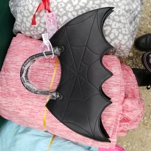 NWT Cute Bat Clutch Purse